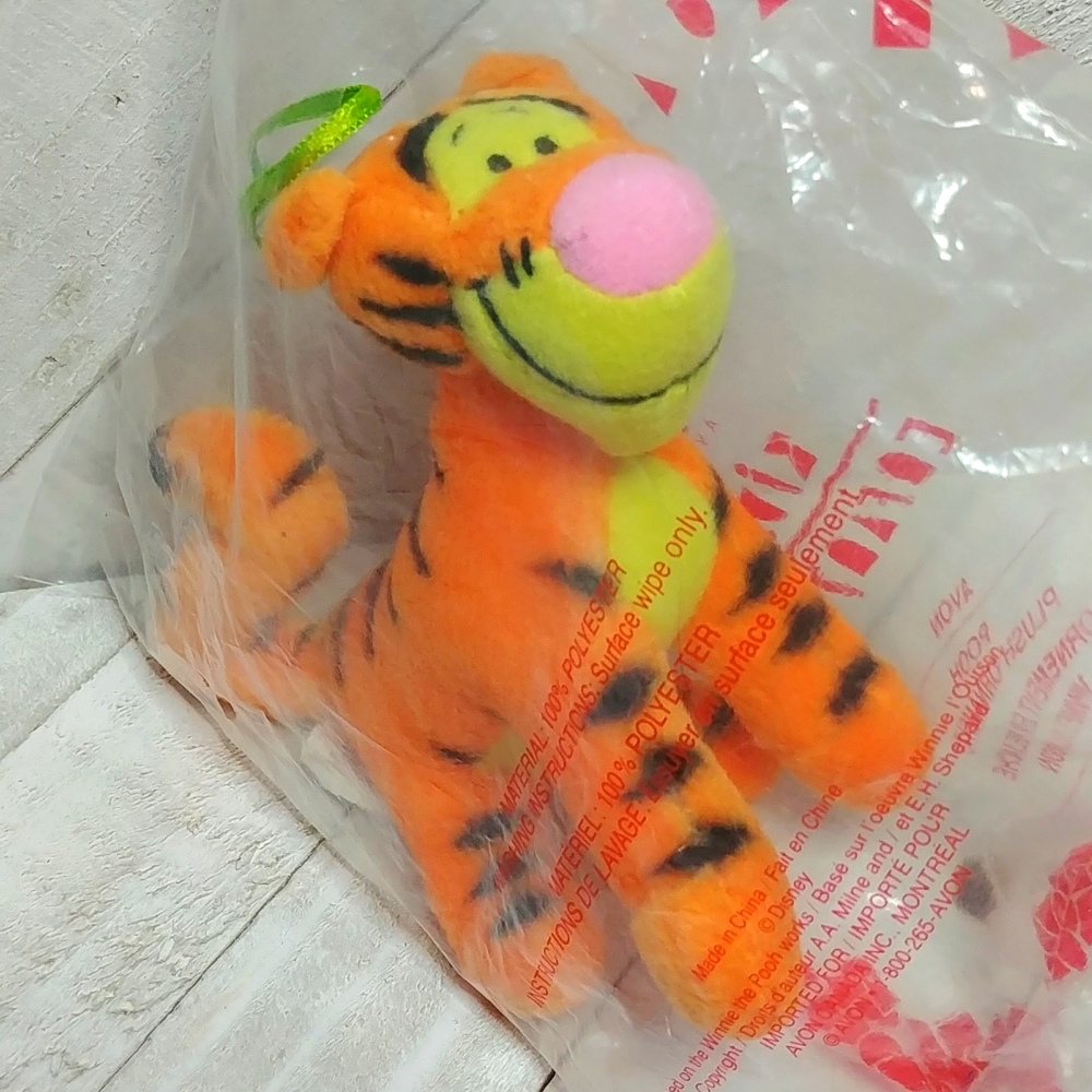 Avon Plush Tigger From Disney's Winnie The Pooh Ornament